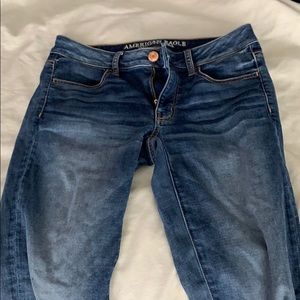 American eagle medium wash skinny jeans